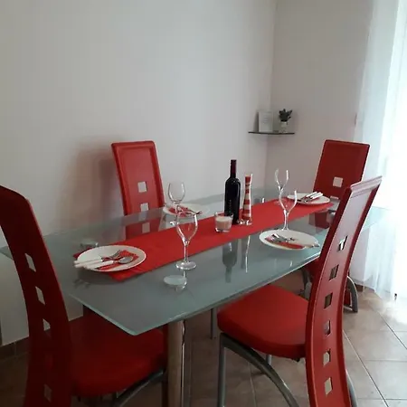 Apartman Lean Póla